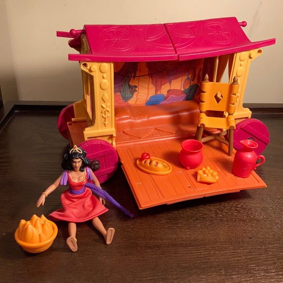 Disney Toys Disney Esmeralda Hunchback Of Notre Dame Caravan Poshmark